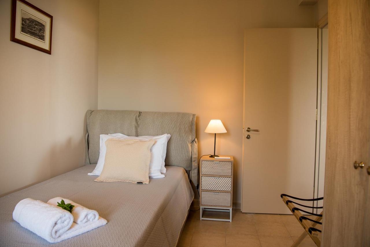 Akrotiri Sea View Suites Exterior photo